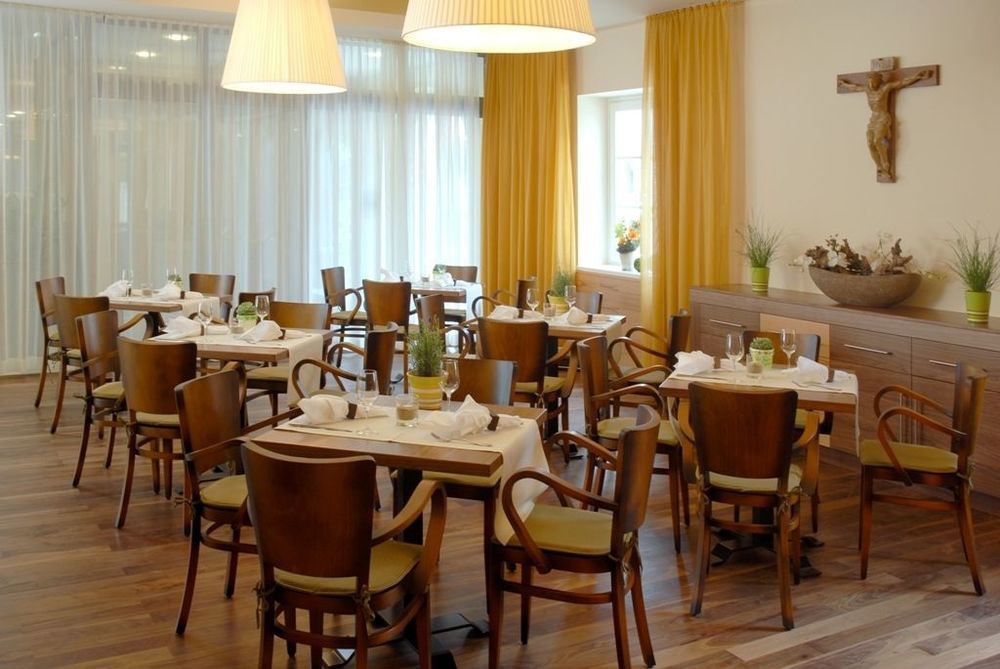 Lambrechterhof - Das Naturparkhotel Sankt Lambrecht Restaurant photo
